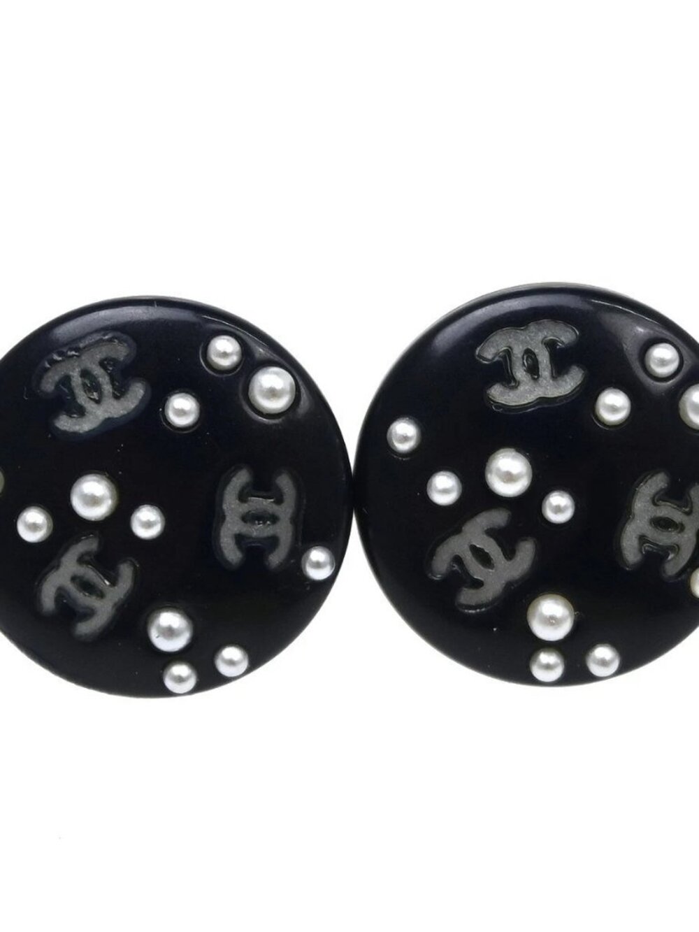 Chanel Black Button Earrings Clip-On 03P NQ09610